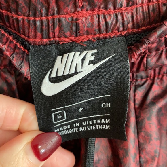Nike red joggers - Picture 8 of 12